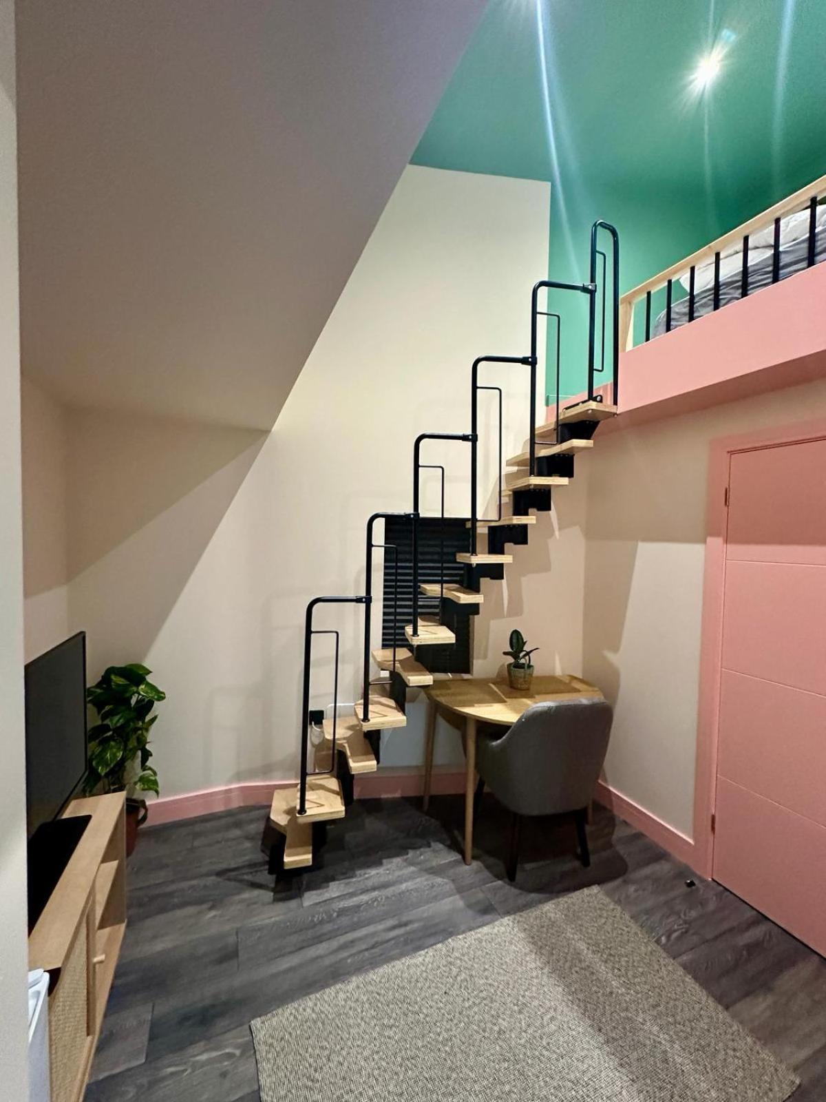 Cozy En-Suite Loft In Trendy Local Лондон Экстерьер фото