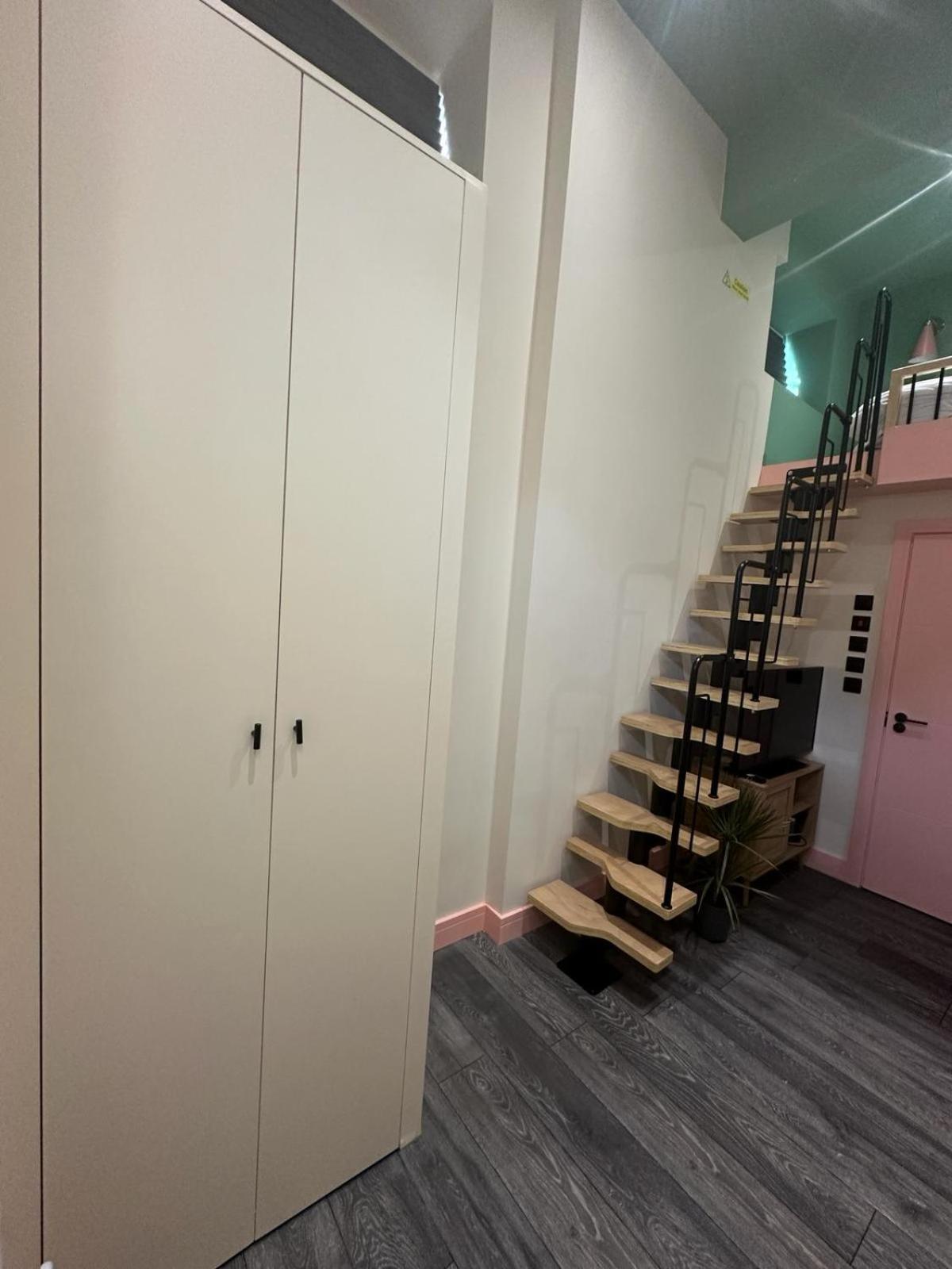 Cozy En-Suite Loft In Trendy Local Лондон Экстерьер фото