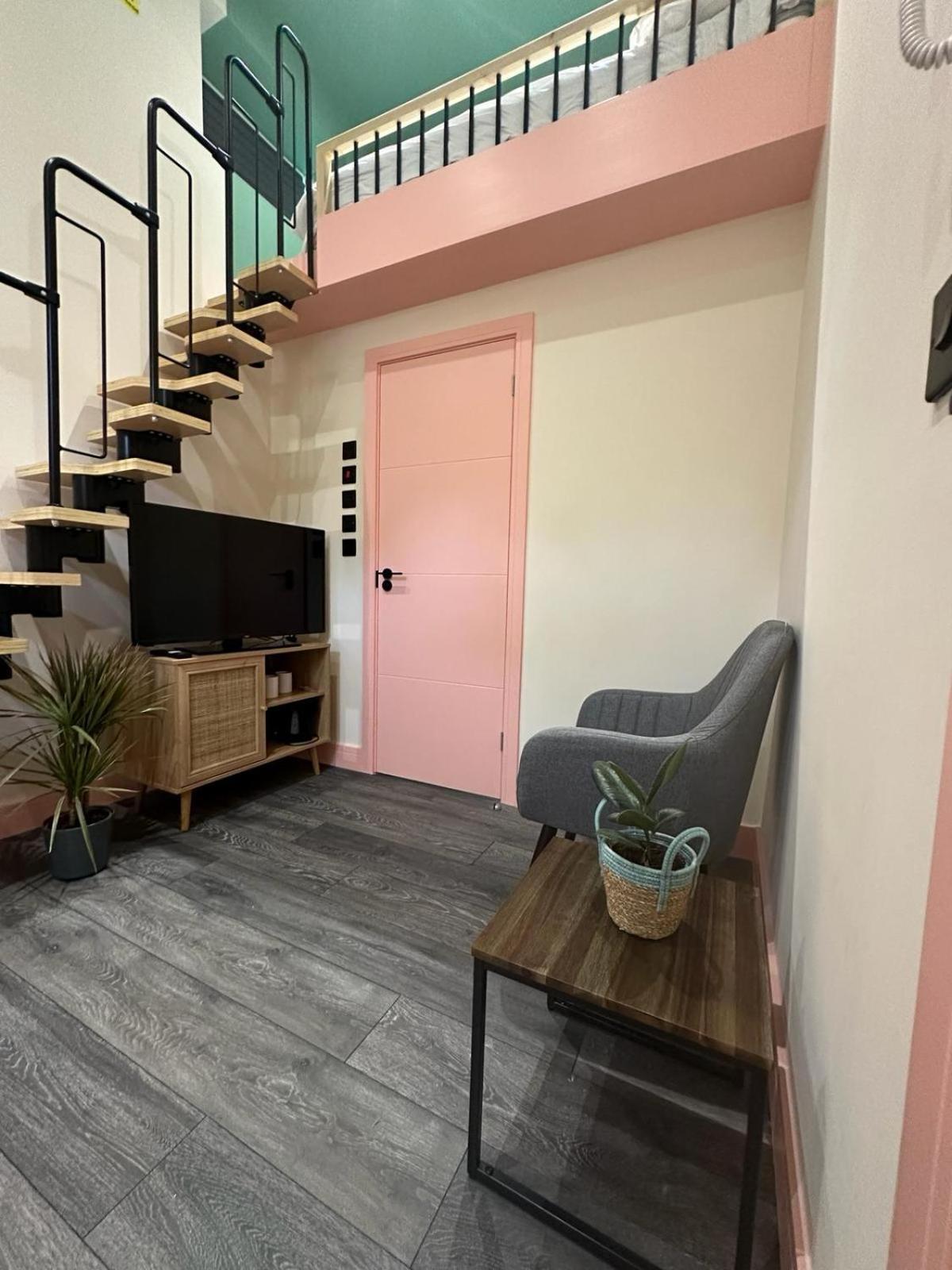Cozy En-Suite Loft In Trendy Local Лондон Экстерьер фото